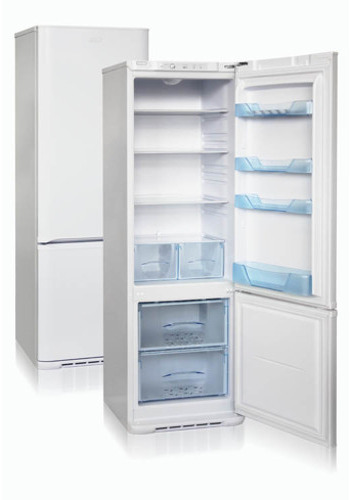 Холодильник с морозильником Бирюса M 132 LE