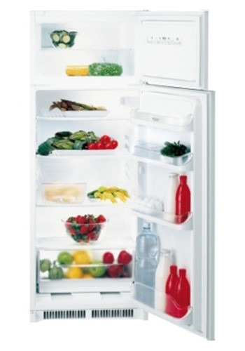 Холодильник с морозильником Hotpoint-Ariston BD 2422